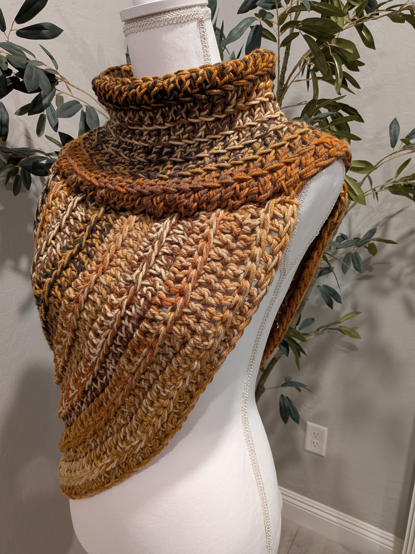 The HG Crossbody Cowl